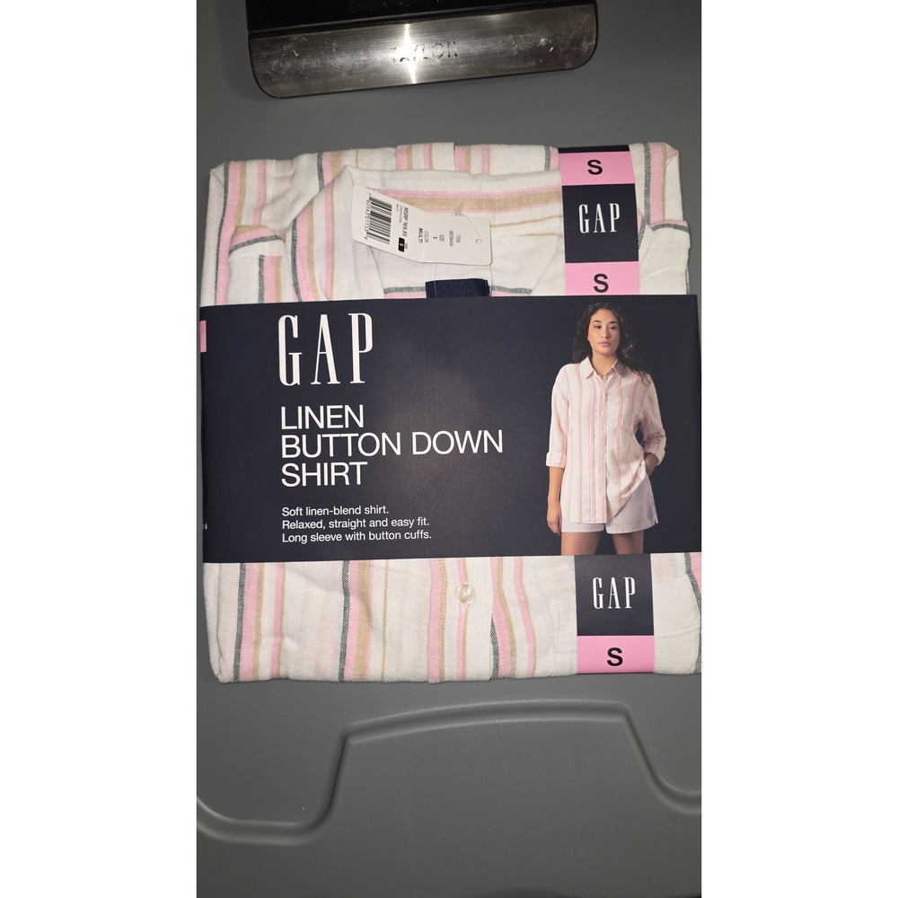 Gap Linen Button Down Shirt stripe